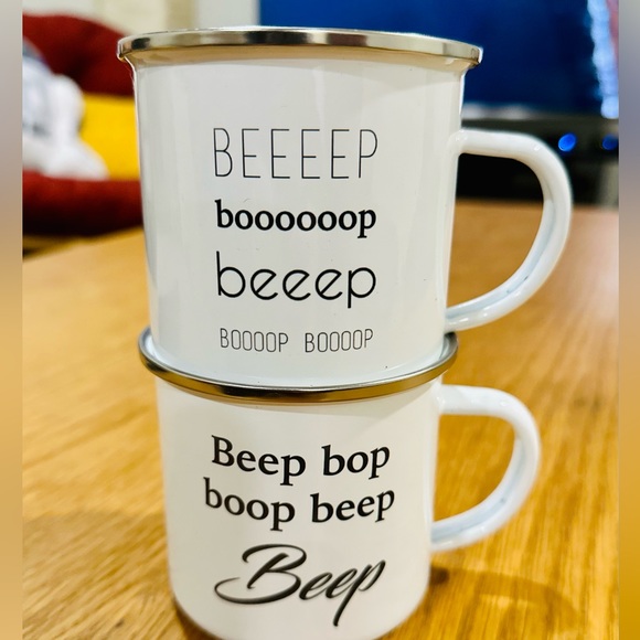 Set of 2 Star Wars Camp Mugs - Picture 2 of 5